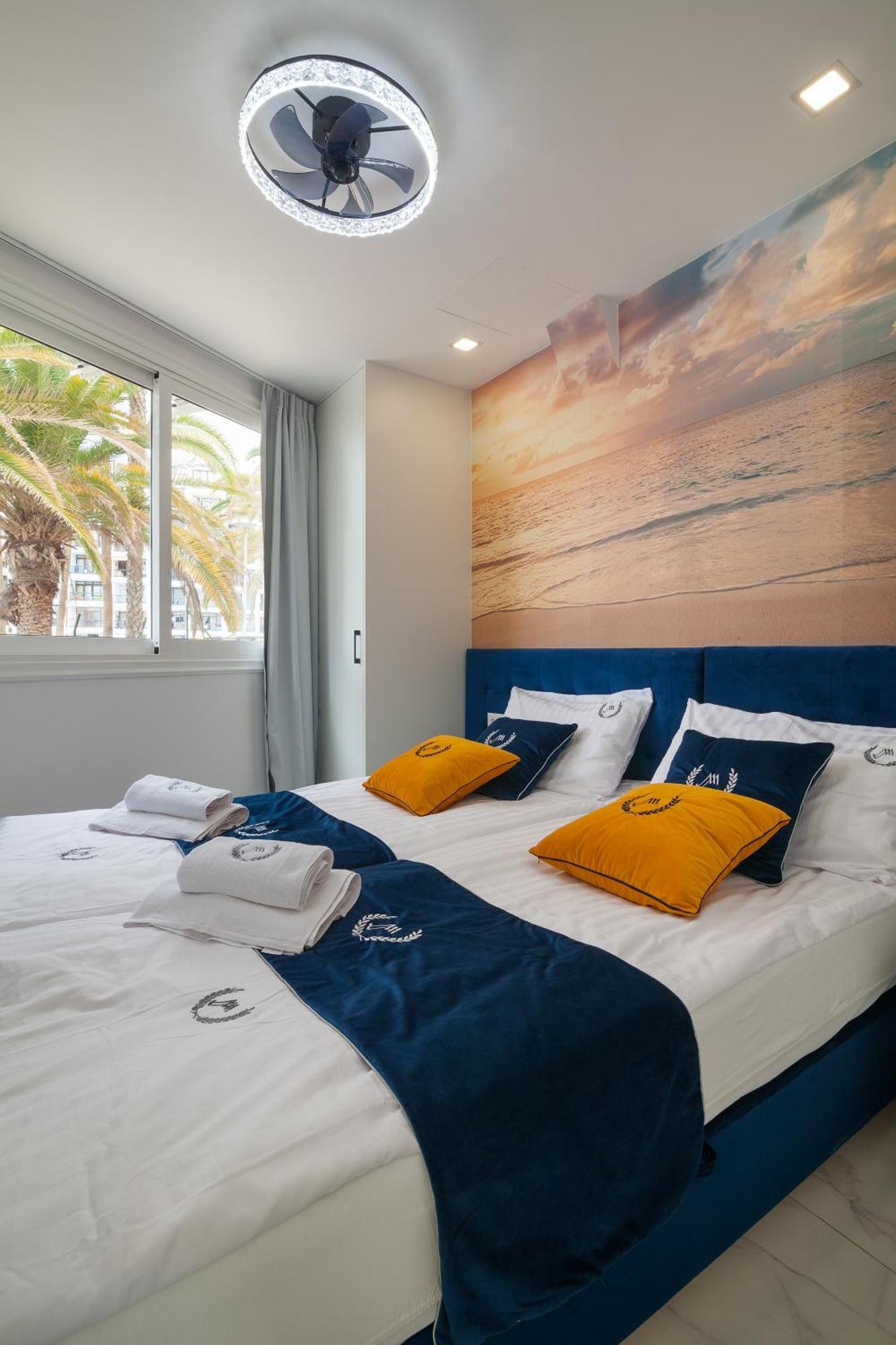 Apartment Ponderosa Next To The Pool With Big Terraces Close To The And Siam Park *