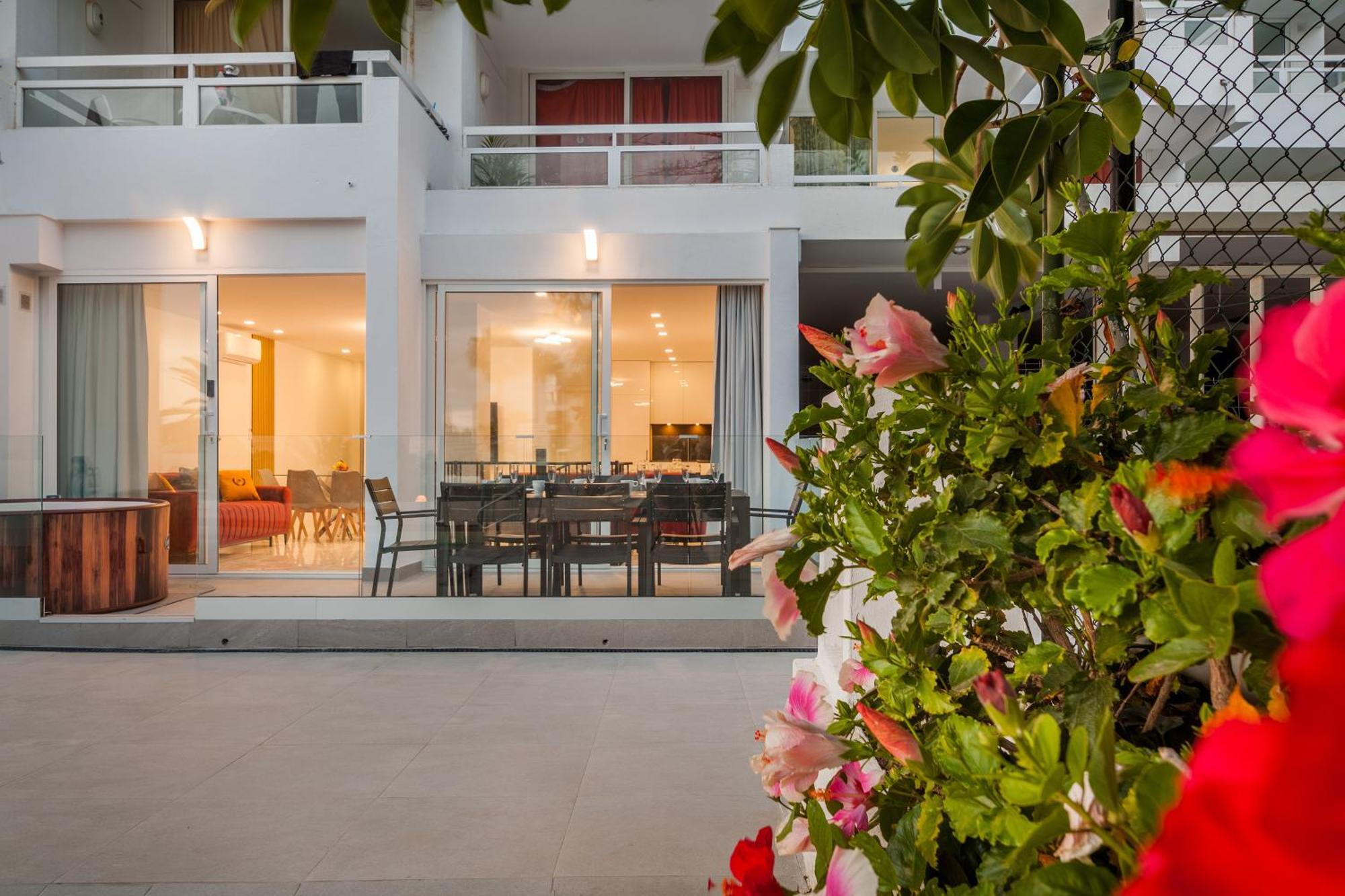 Appartamento Ponderosa Next To The Pool With Big Terraces Close To The And Siam Park *