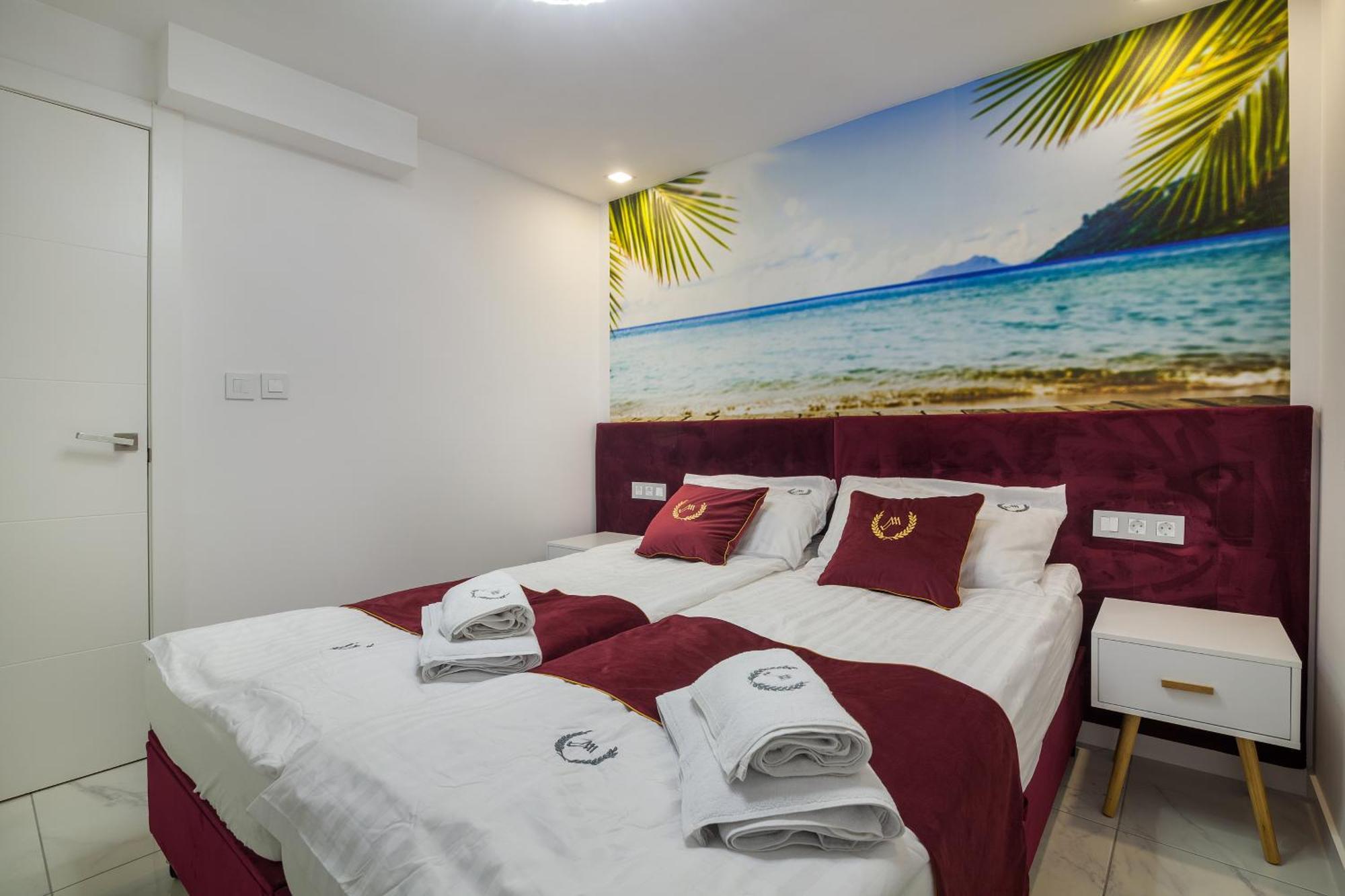 Ponderosa Next To The Pool With Big Terraces Close To The And Siam Park Appartamento Playa Feñabe