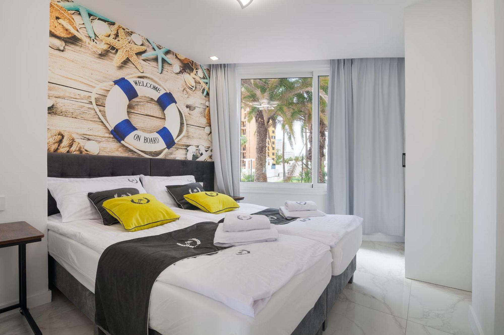Ponderosa Next To The Pool With Big Terraces Close To The And Siam Park Appartamento Playa Feñabe